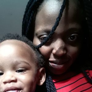 Meet your Posher, Tee